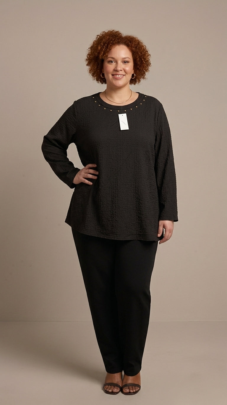 BLUSA TACHUELAS